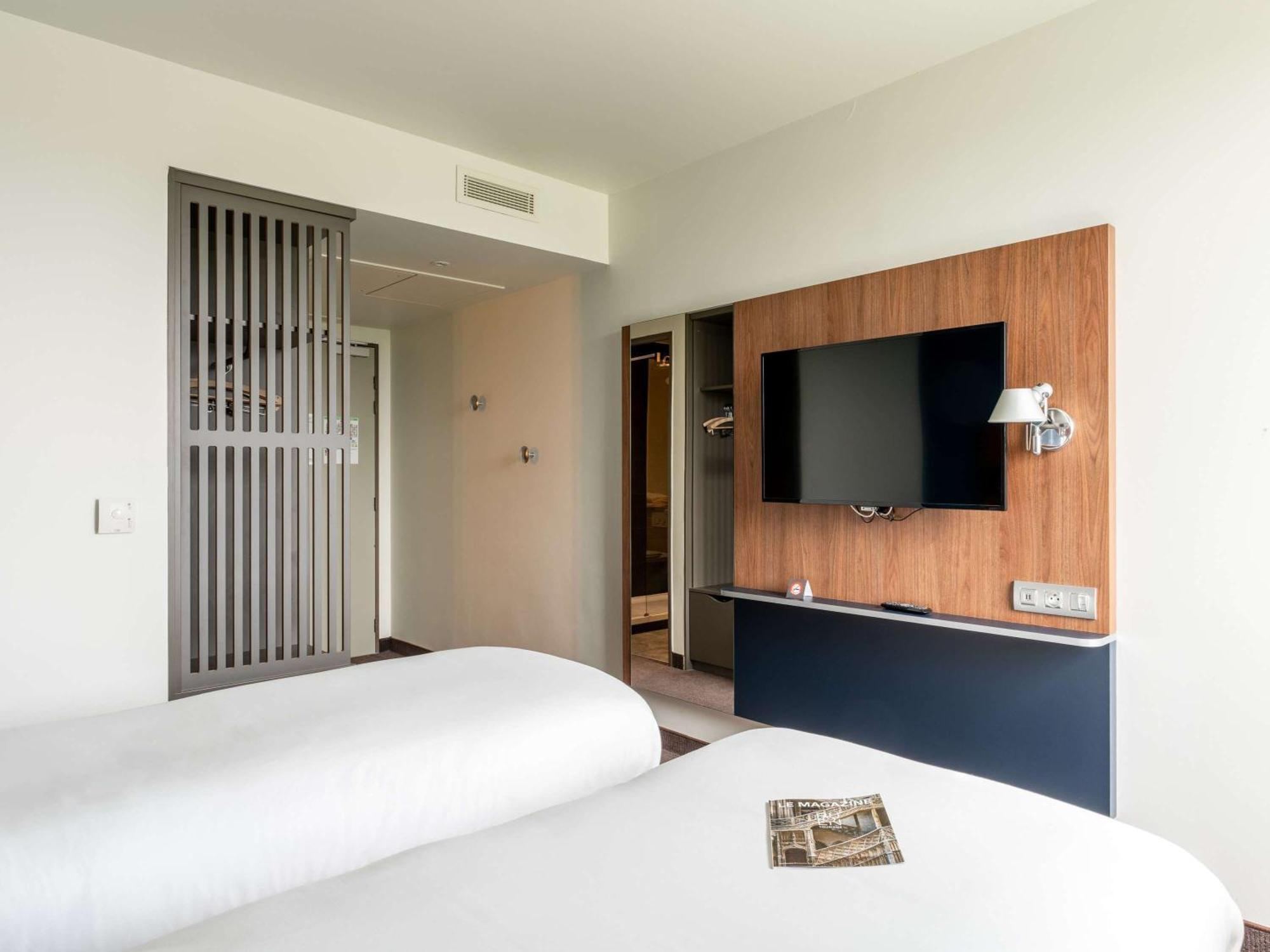 Ibis Rouen Centre Rive Gauche Mermoz Exterior photo